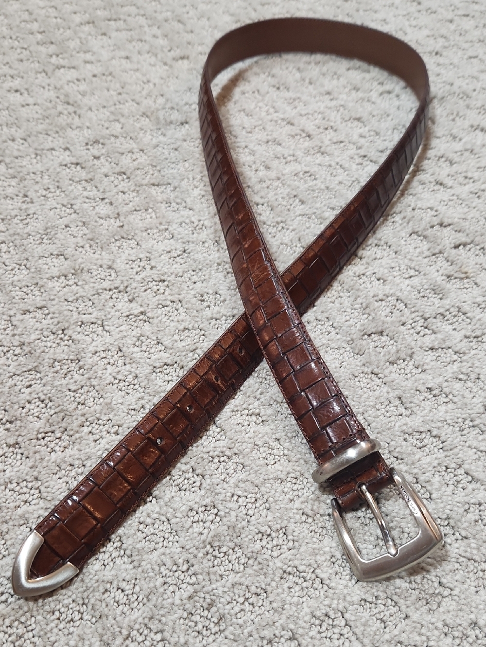 Greg Norman Classic Brown Embossed Leather Men's Belt Silver Buckle Size 40